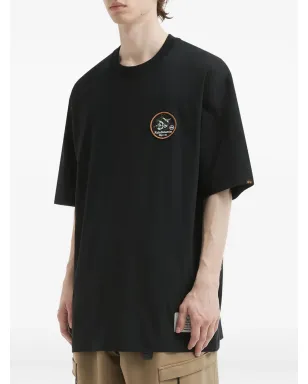 Alpha Industries スカルパッチ コットン Tシャツ（ブラック） - サムネイル3