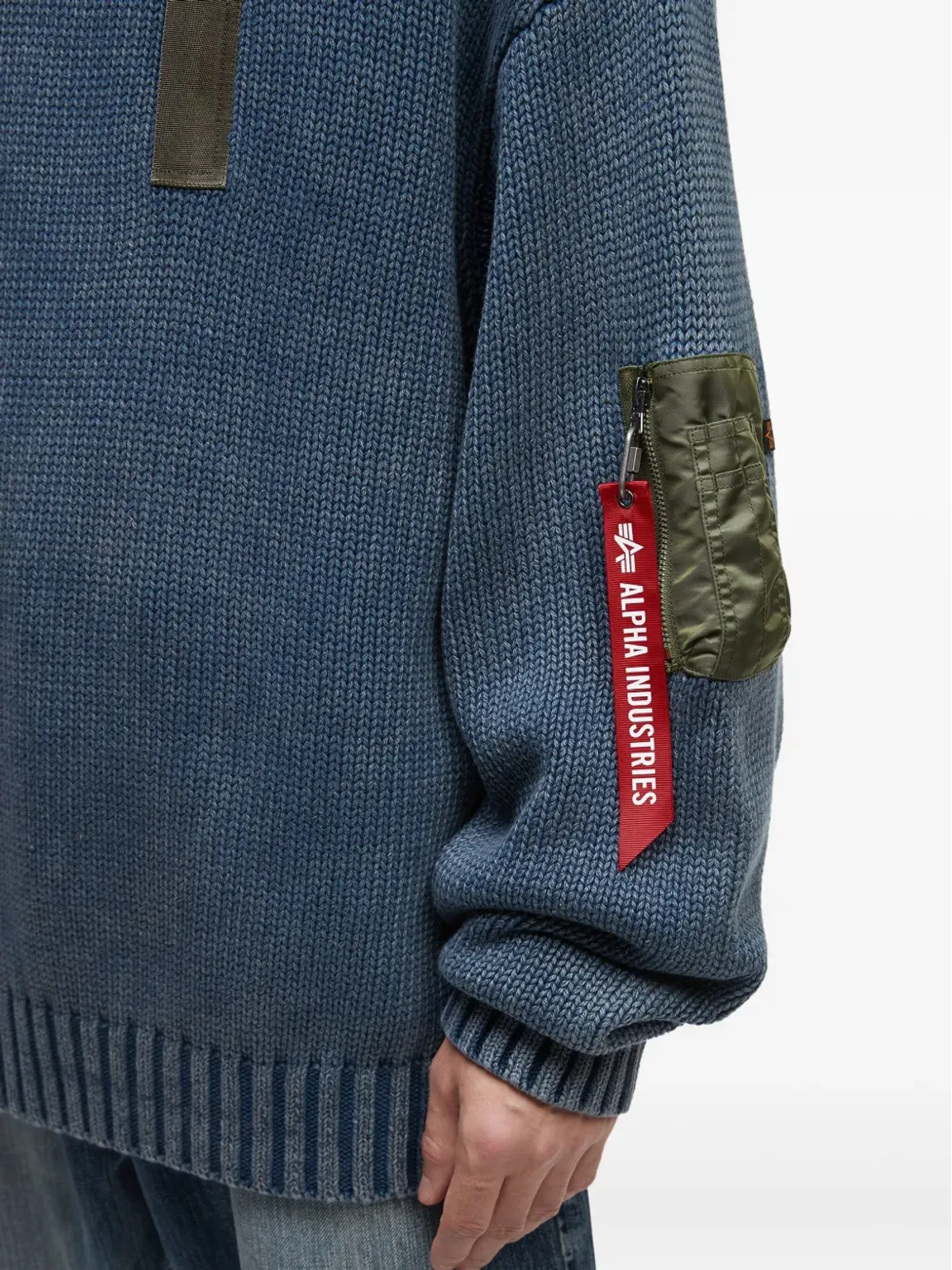 Alpha Industries ポケットパッチ クルーネックセーター - 画像5