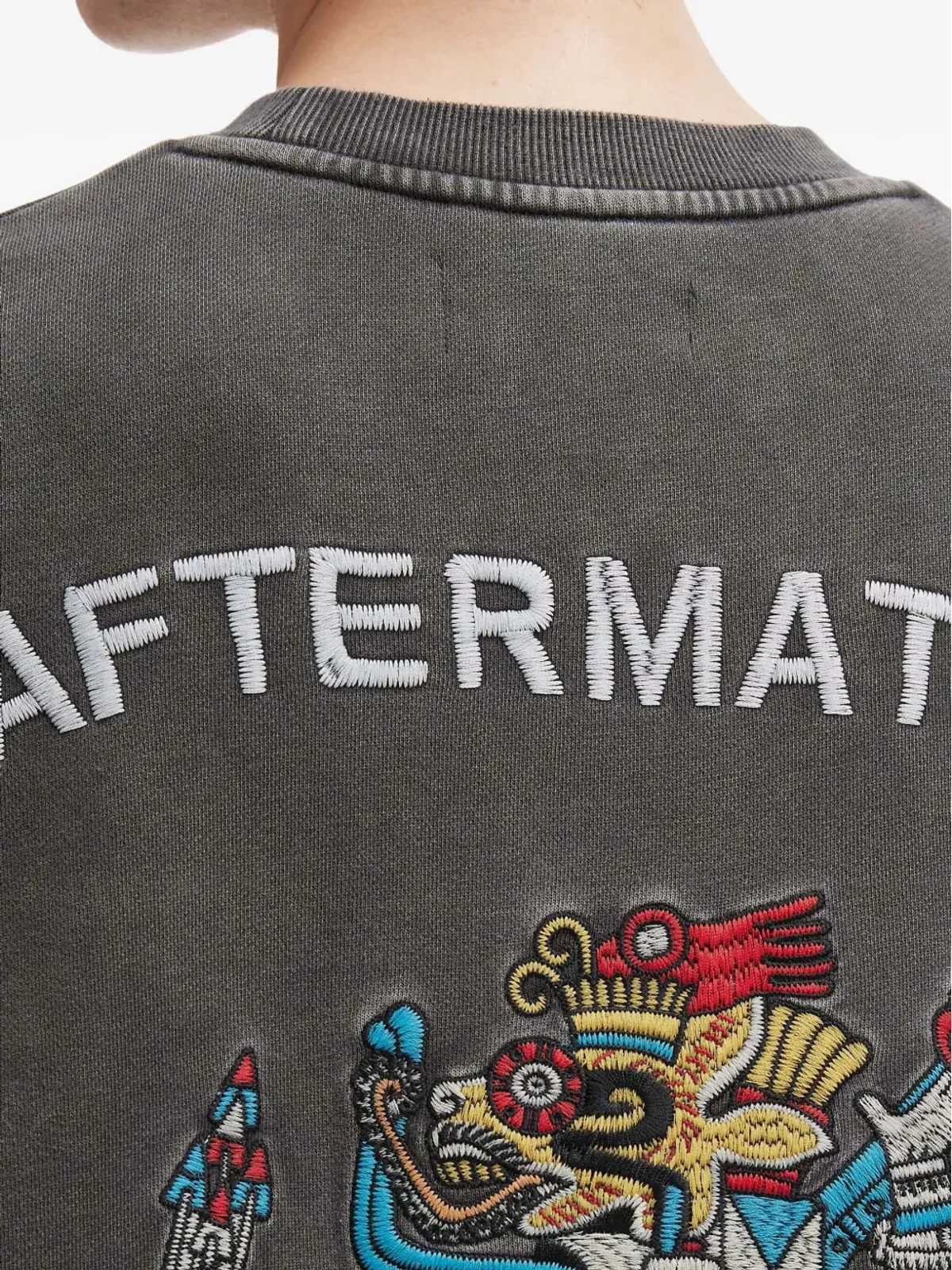 aftermaths 刺繍グラフィック長袖トップ - 画像5
