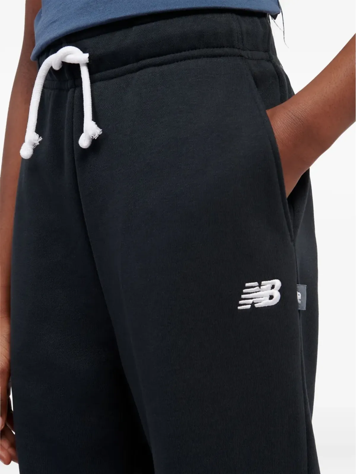 New Balance Kids ロゴ入りドローストリング カジュアルパンツ - 画像4