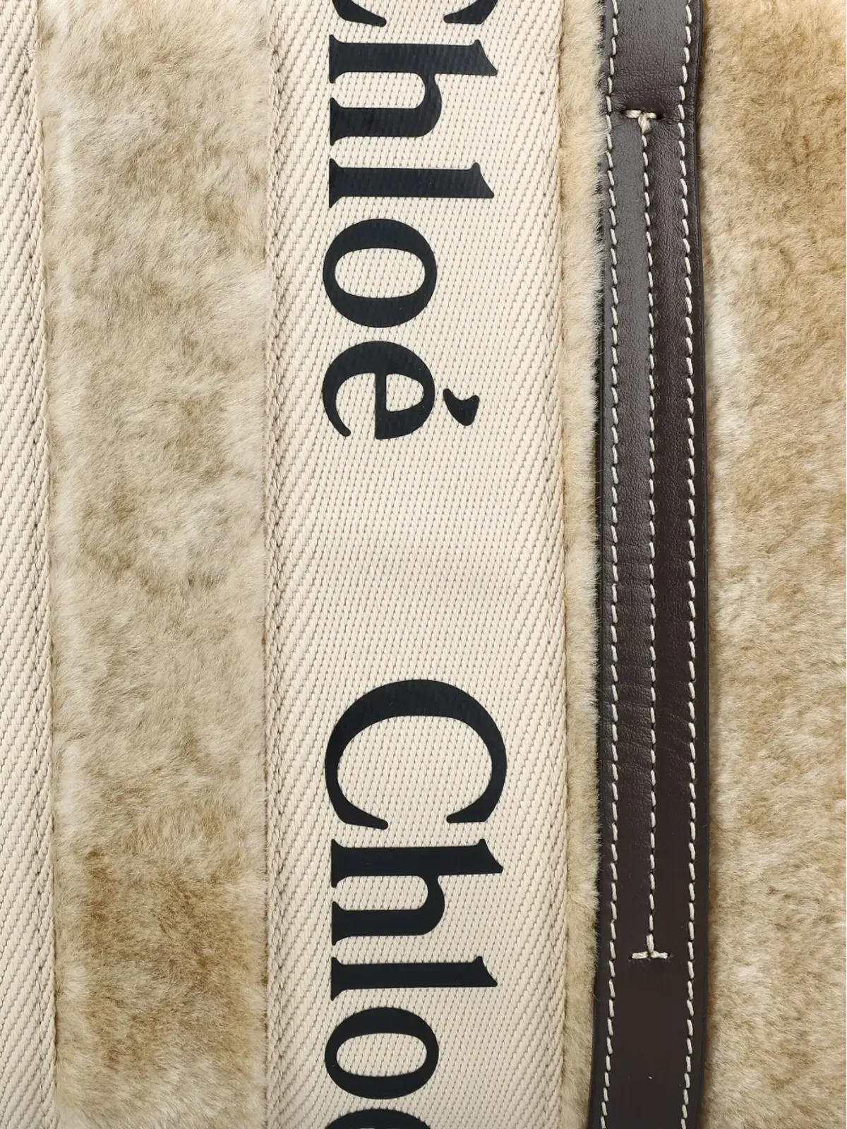 Chloé シェアリング ロゴプレート トートバッグ - 画像4