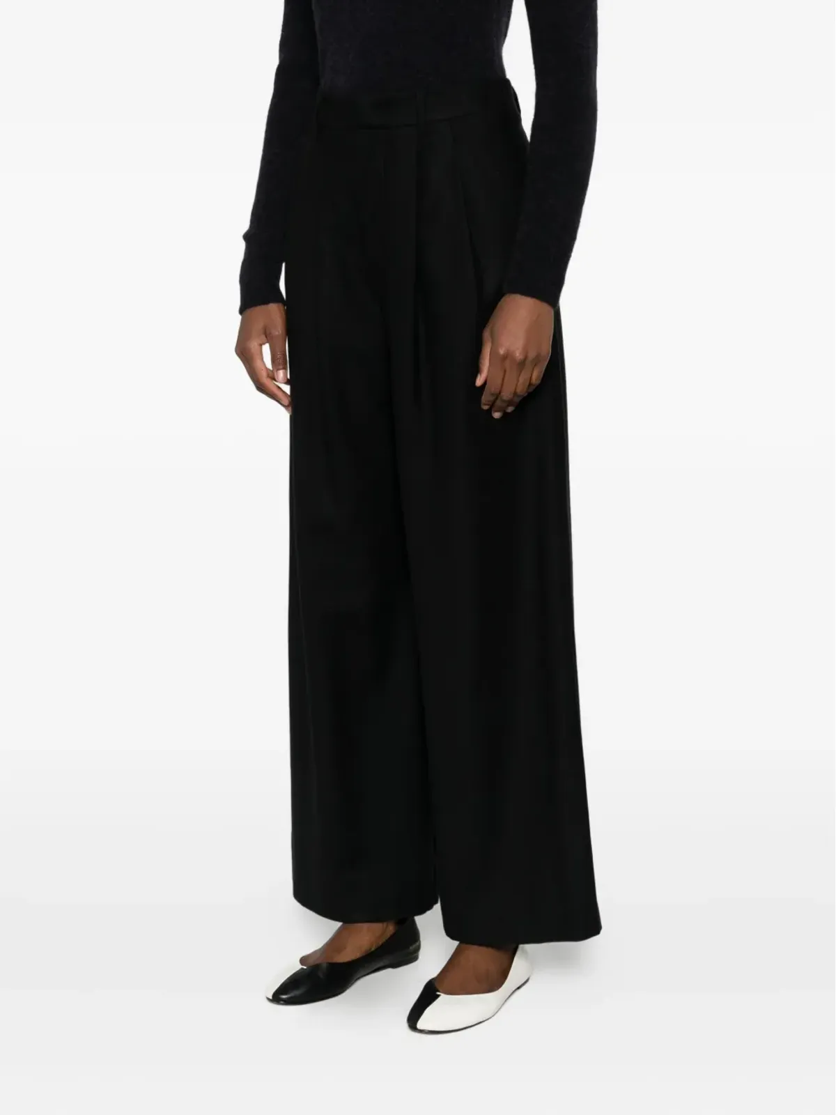 SUSANNE BOMMER pleat-detail trousers - Black - 画像3