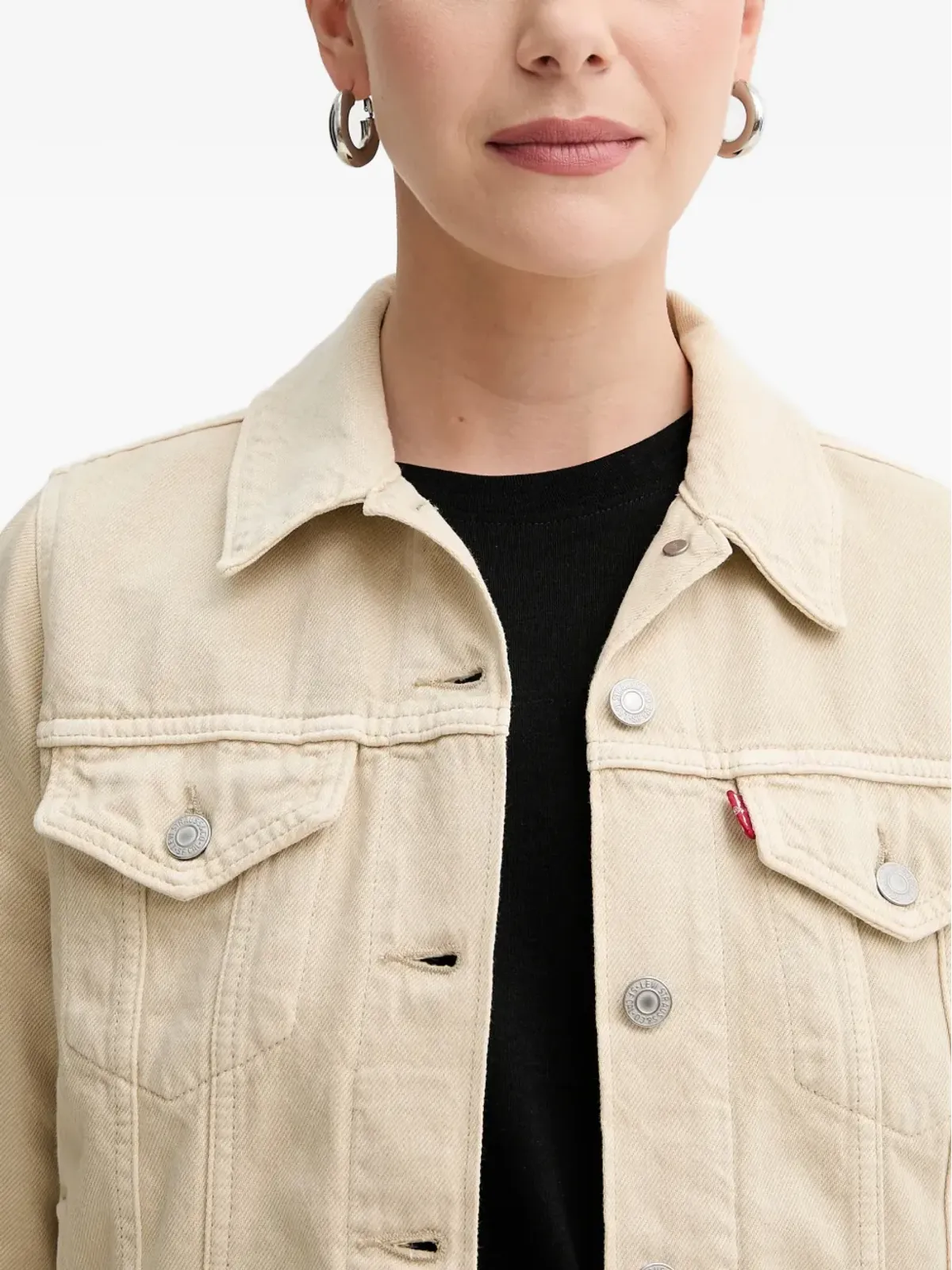 Levi's ボタン付きデニムジャケット ベージュ - 画像4