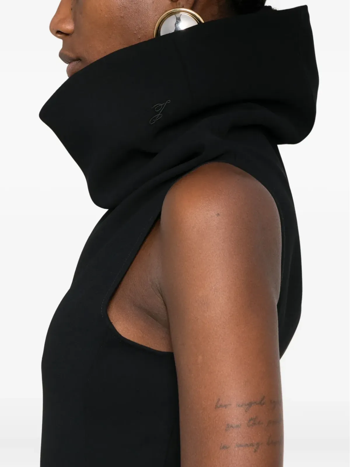 Jacquemus カウルネック ノースリーブ ミディドレス - 画像5