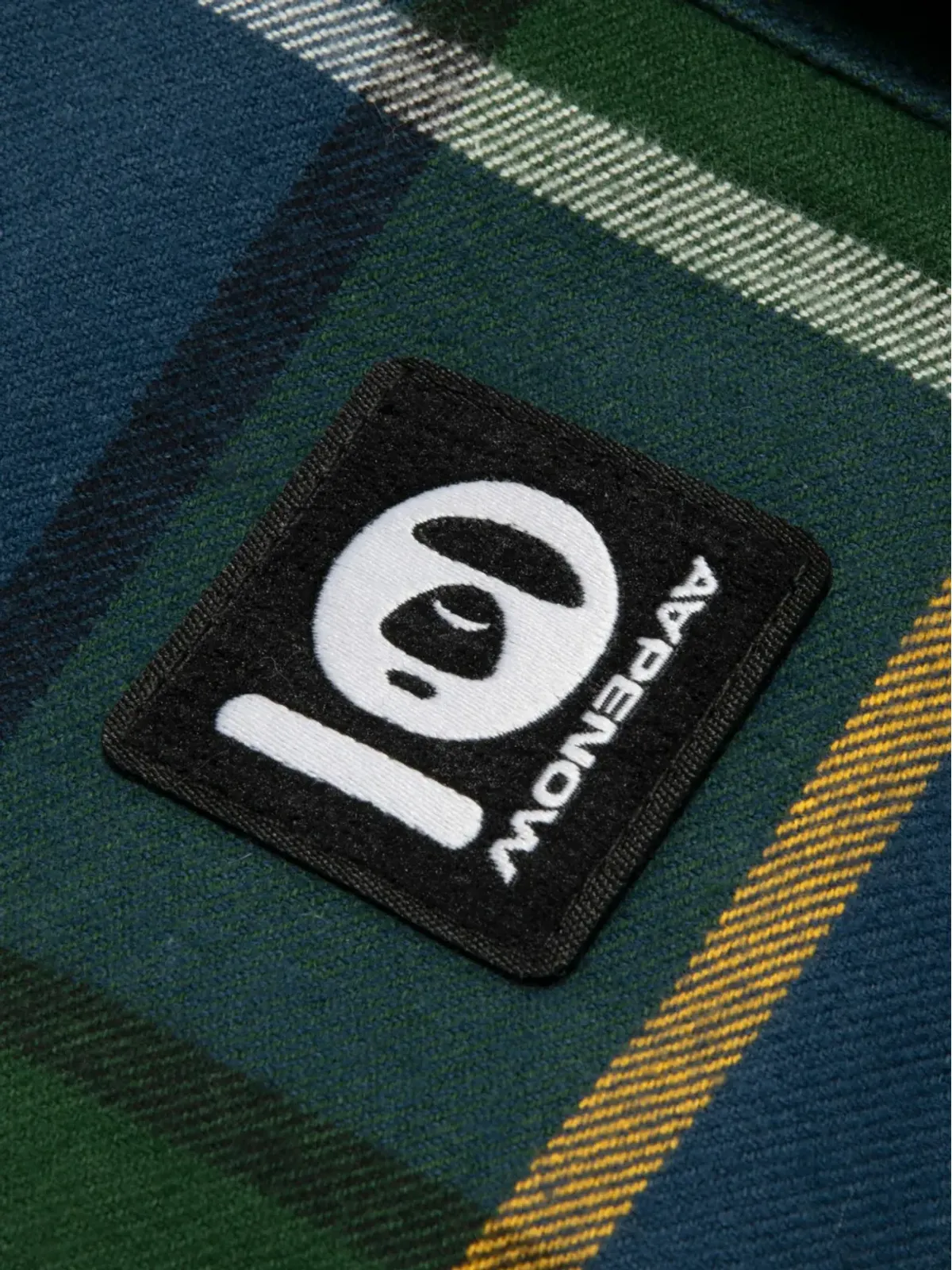 AAPE BY *A BATHING APE® チェック柄ロゴパッチシャツ - 画像5