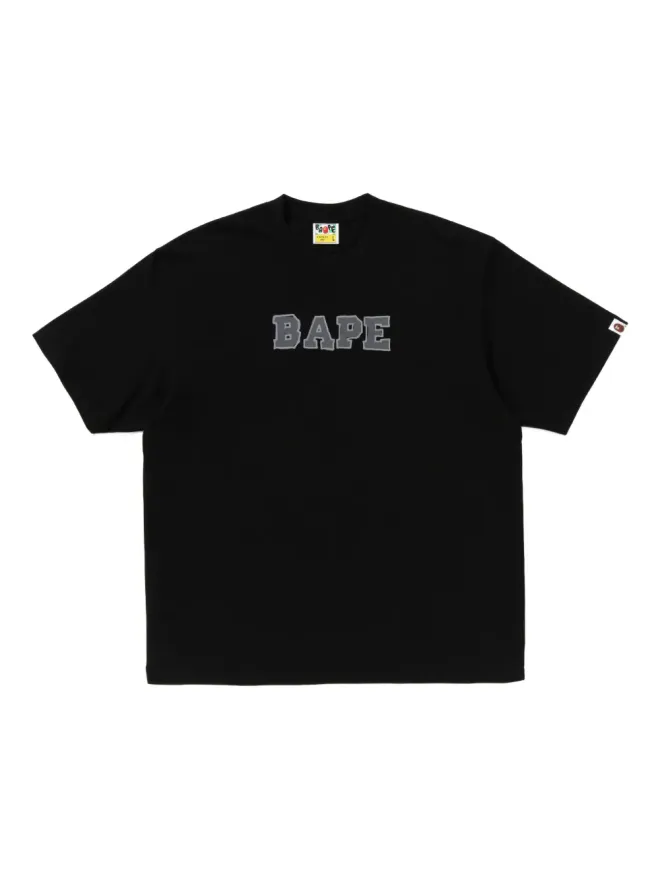 A BATHING APE® A BATHING APE® ロゴTシャツ ブラックの商品画像