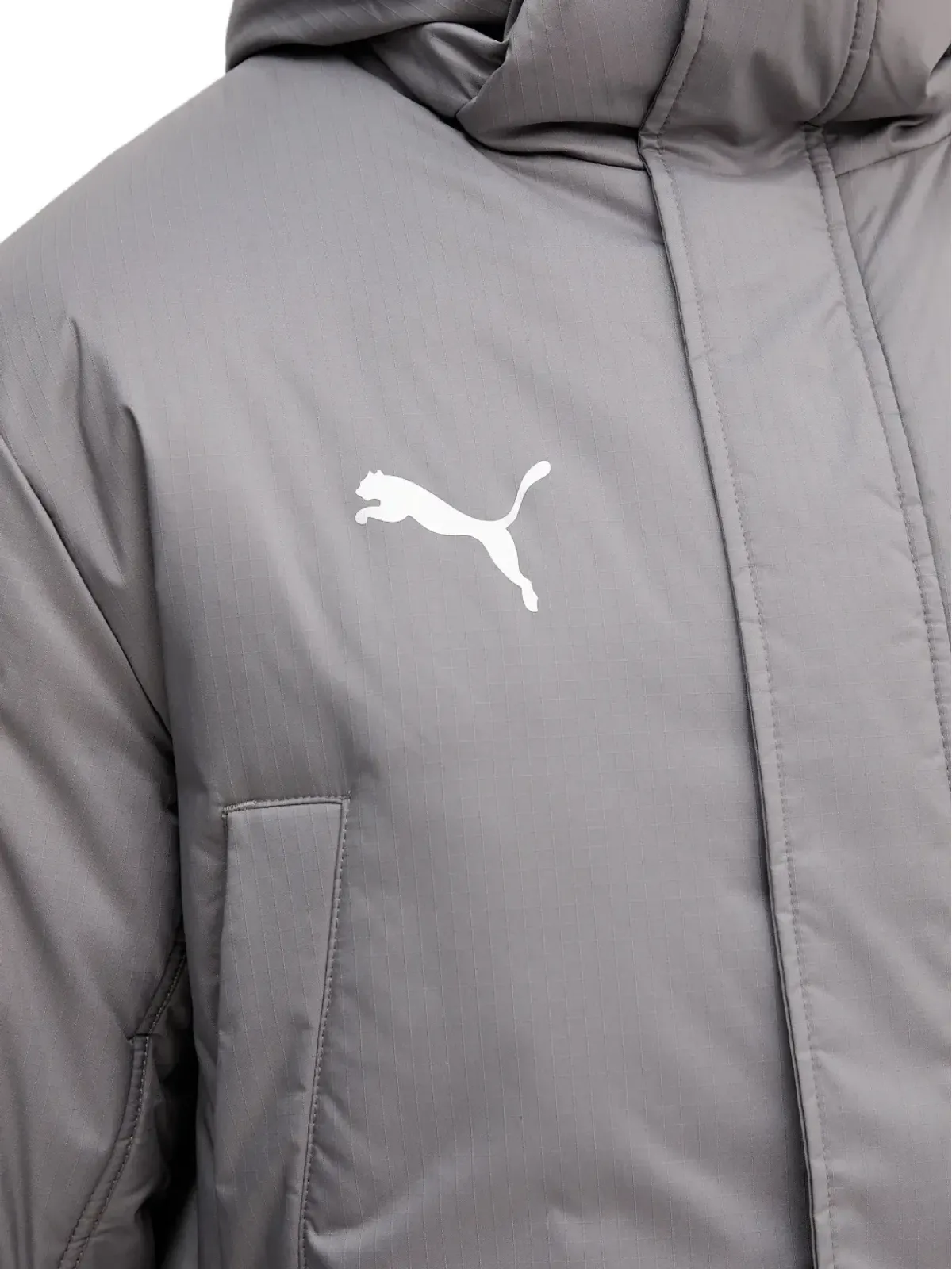 PUMA ロゴディテール フード付きジャケット - 画像5
