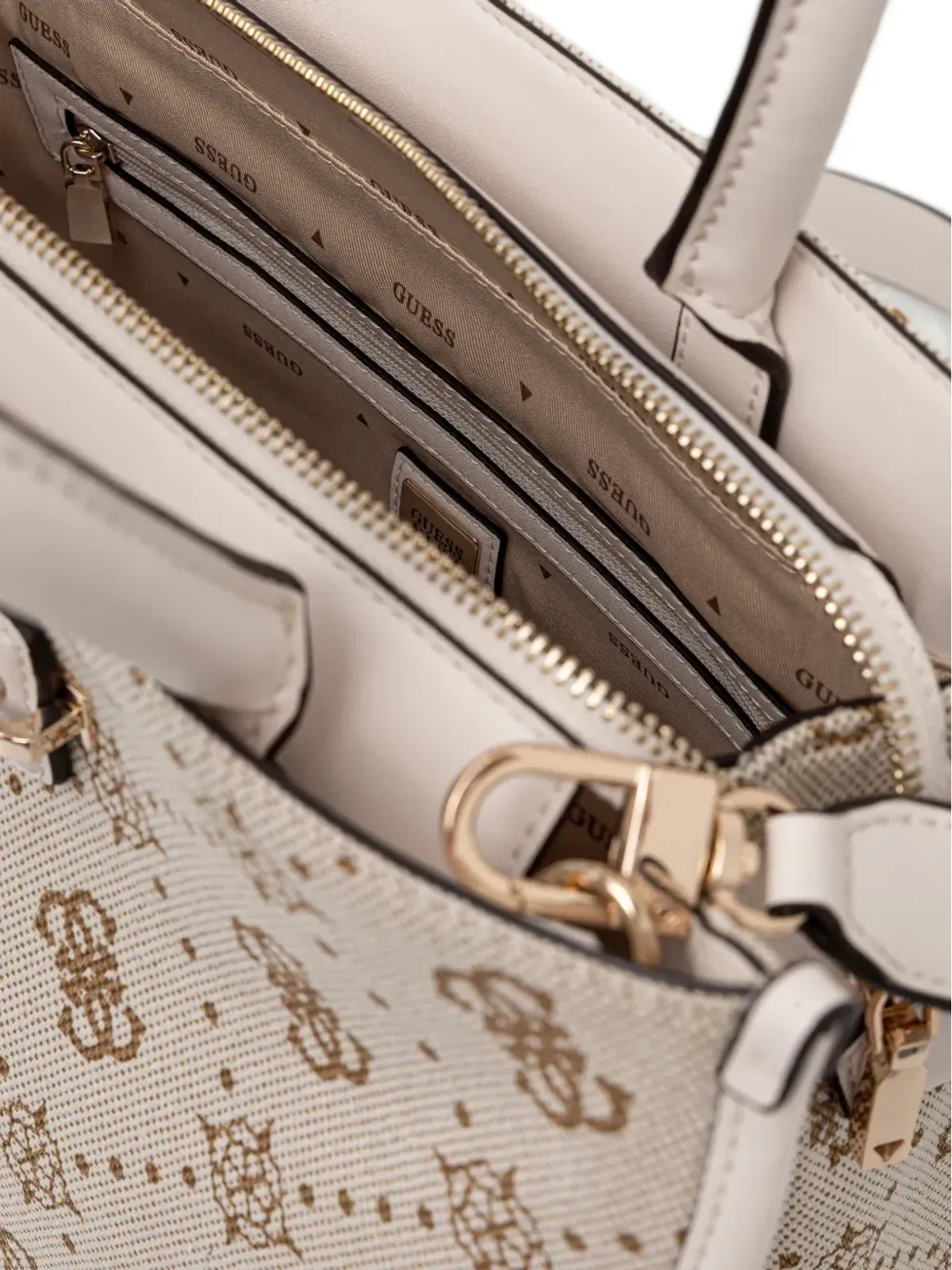 GUESS USA モノグラム柄バッグ - 画像5