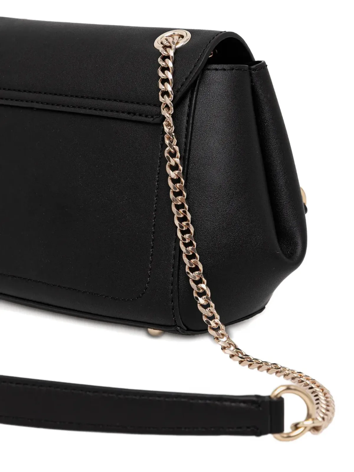 GUESS USA チェーンストラップ ロゴプレート ショルダーバッグ - 画像3