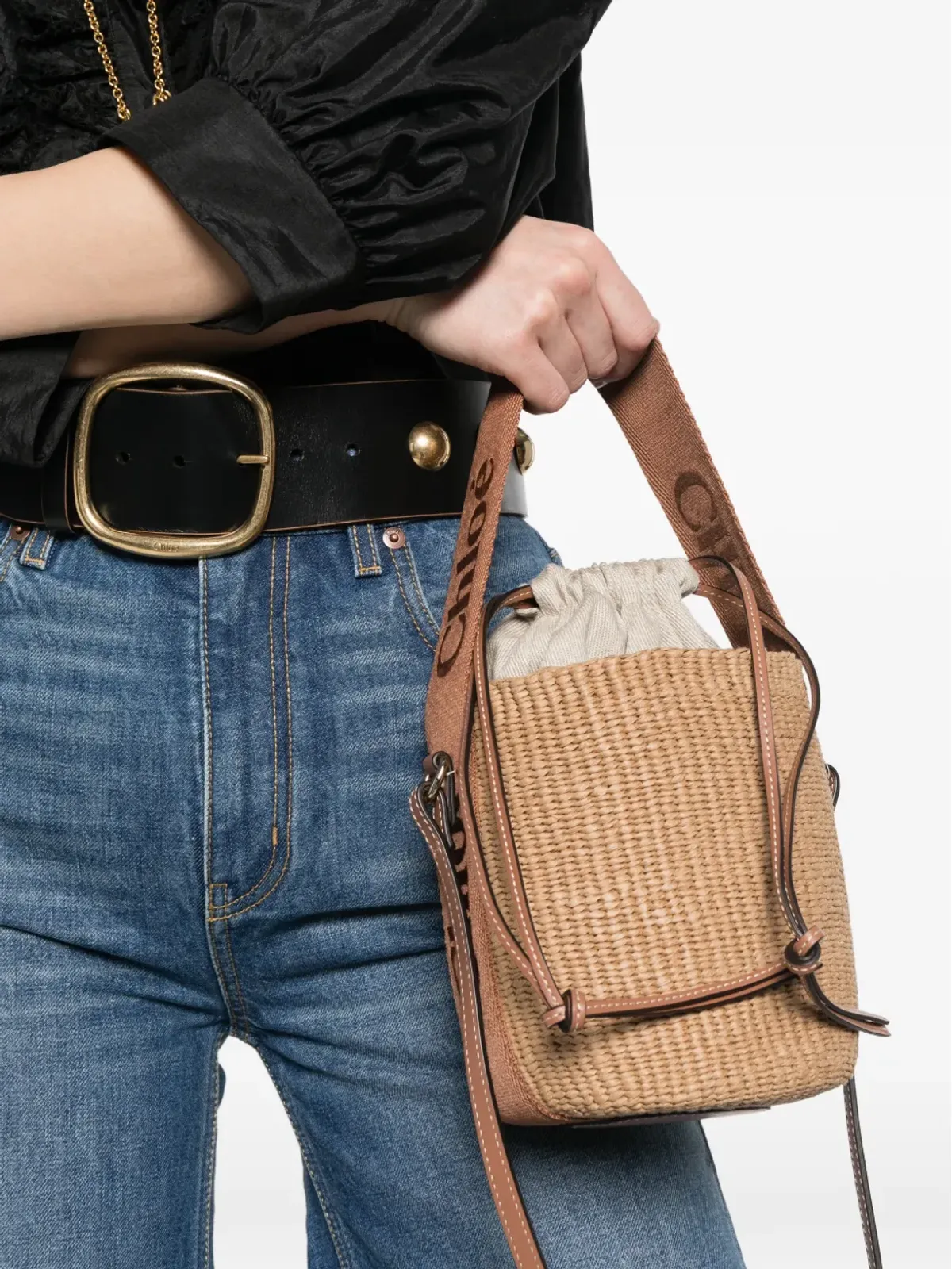 Chloé スモール ウッディ ラフィア バケットバッグ - 画像2