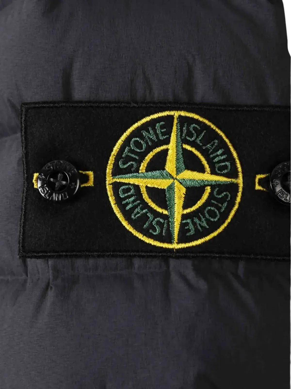 Stone Island ロゴパッチ付きキルティングジャケット - 画像4