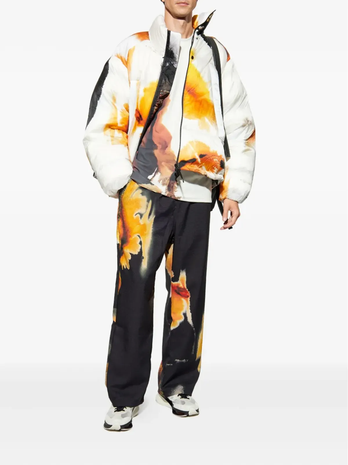 Y-3 抽象プリント ダウンジャケット - 画像2