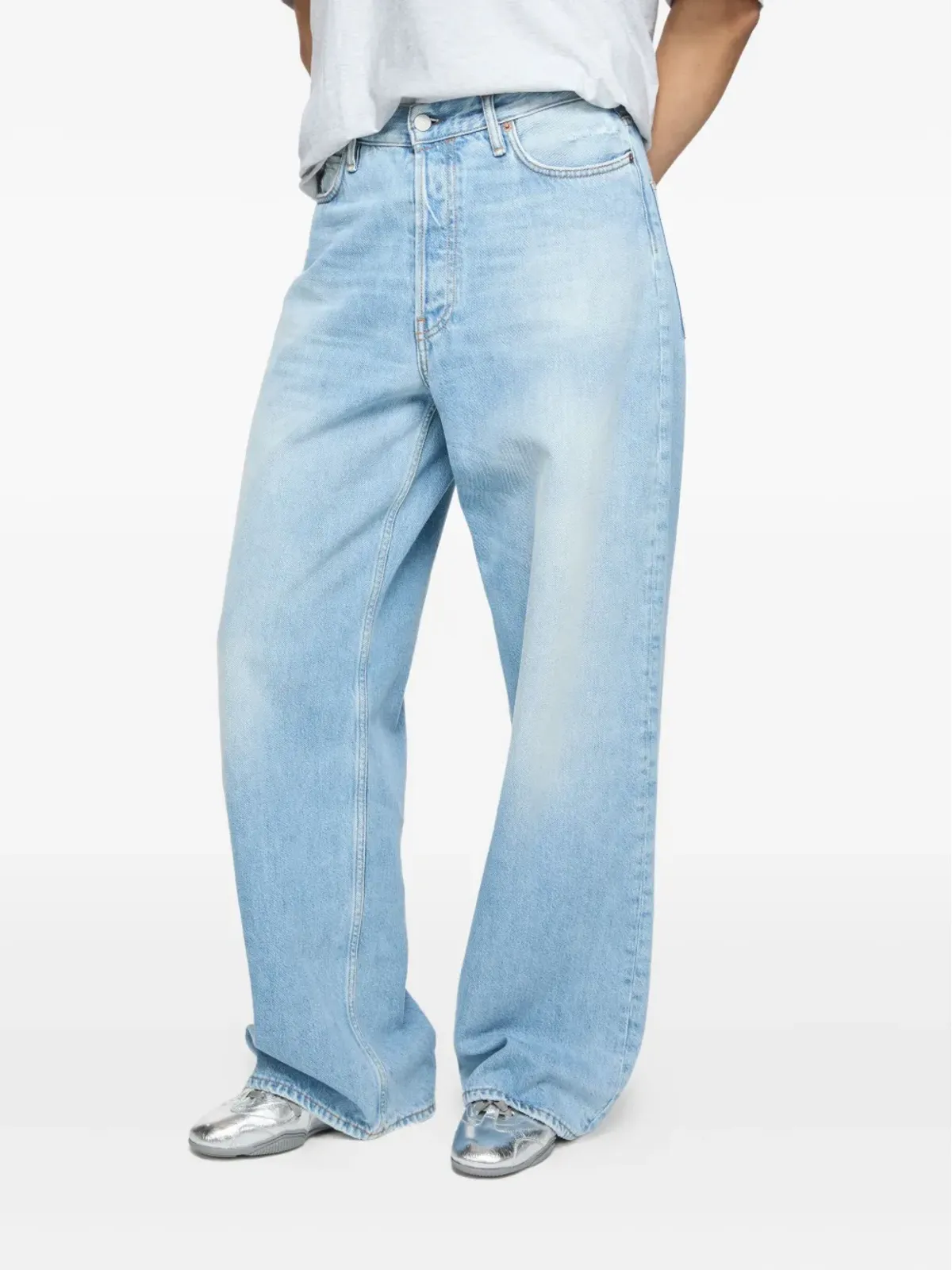 Acne Studios ロゴパッチジーンズ - 画像3