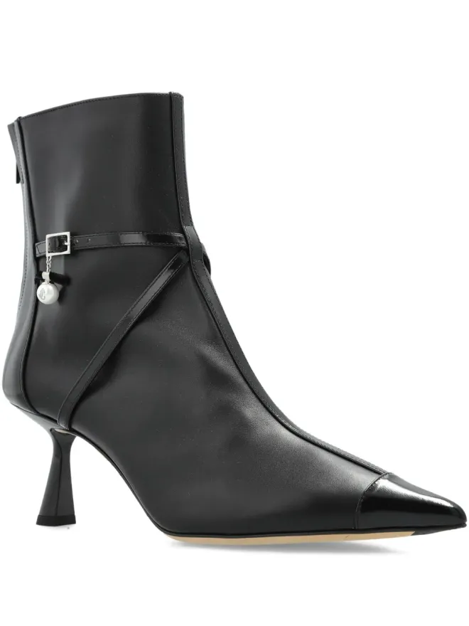 Jimmy Choo Jimmy Choo ブラック パール付きポインテッドトゥ アンクルブーツの商品画像