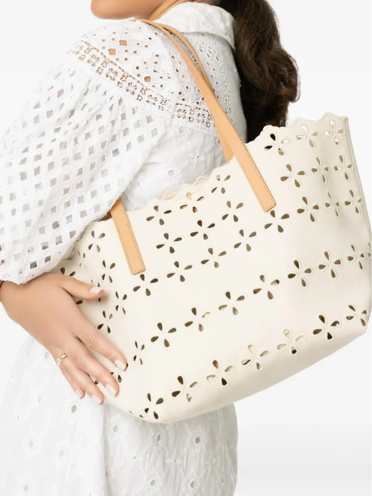 Loeffler Randall Easton 花カット スカラップショルダーバッグ - 画像5