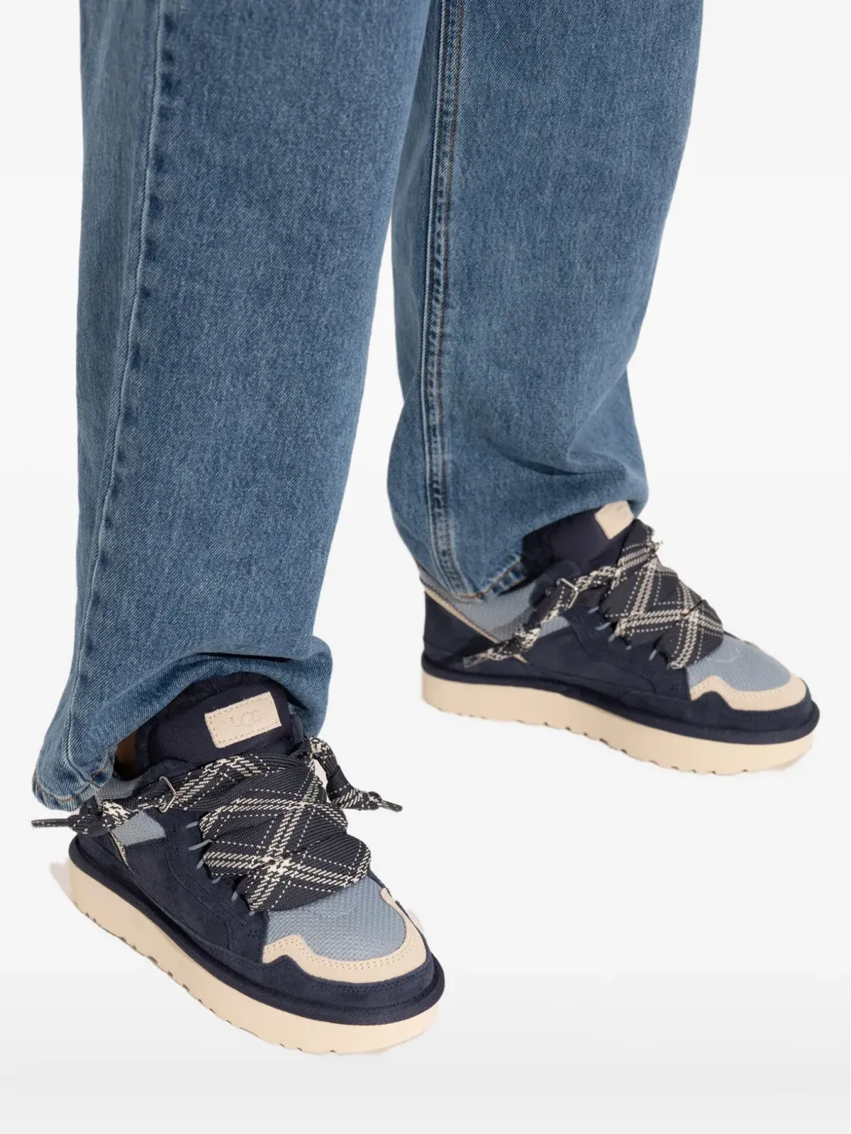 UGG Lowmel スエードスニーカー - 画像5