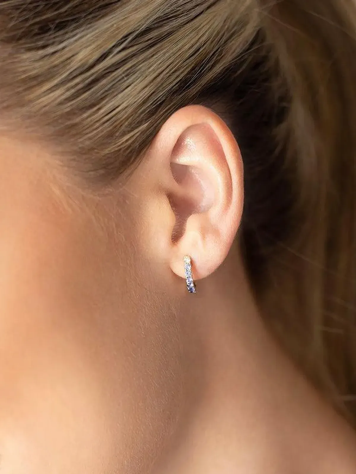 ROBINSON PELHAM 14K yellow gold blue sapphire and diamond hoop earrings - 画像2