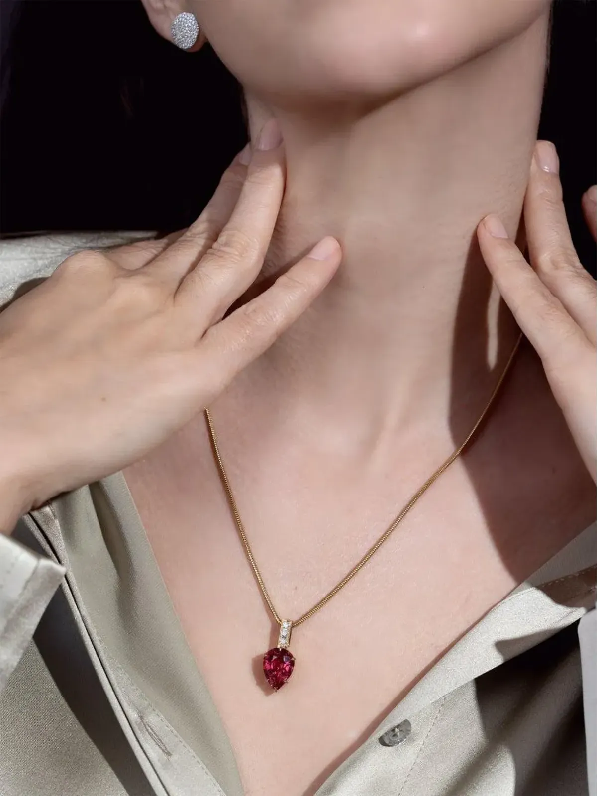 YI Collection 矢モチーフ ネックレス - 画像3
