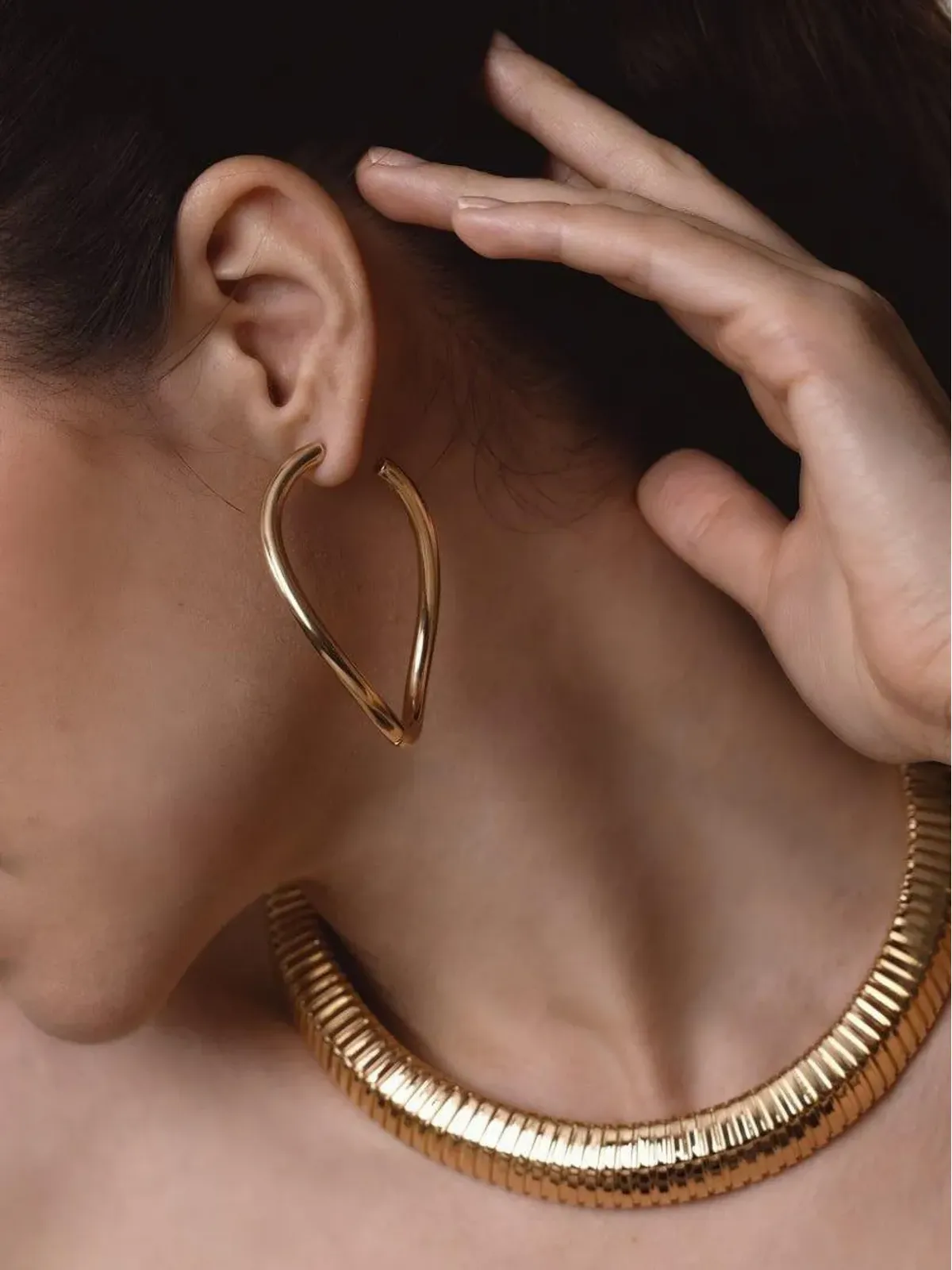 Sidney Garber 18K イエローゴールド カーブド オパール フープ ピアス - 画像3