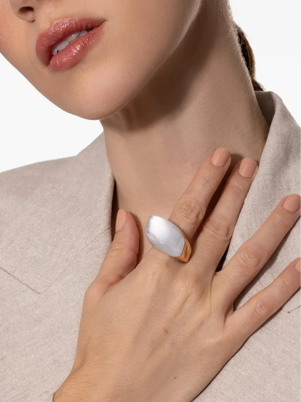 VHERNIER 18Kローズゴールド アルディーノ マザーオブパール リング - 画像2