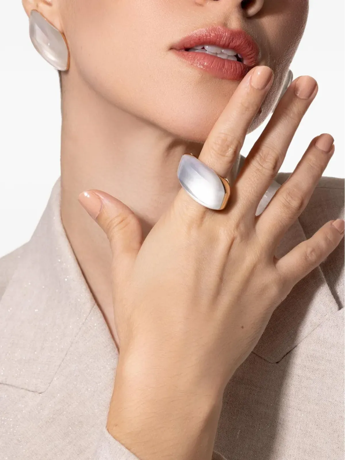 VHERNIER 18Kローズゴールド アルディーノ マザーオブパール リング - 画像3