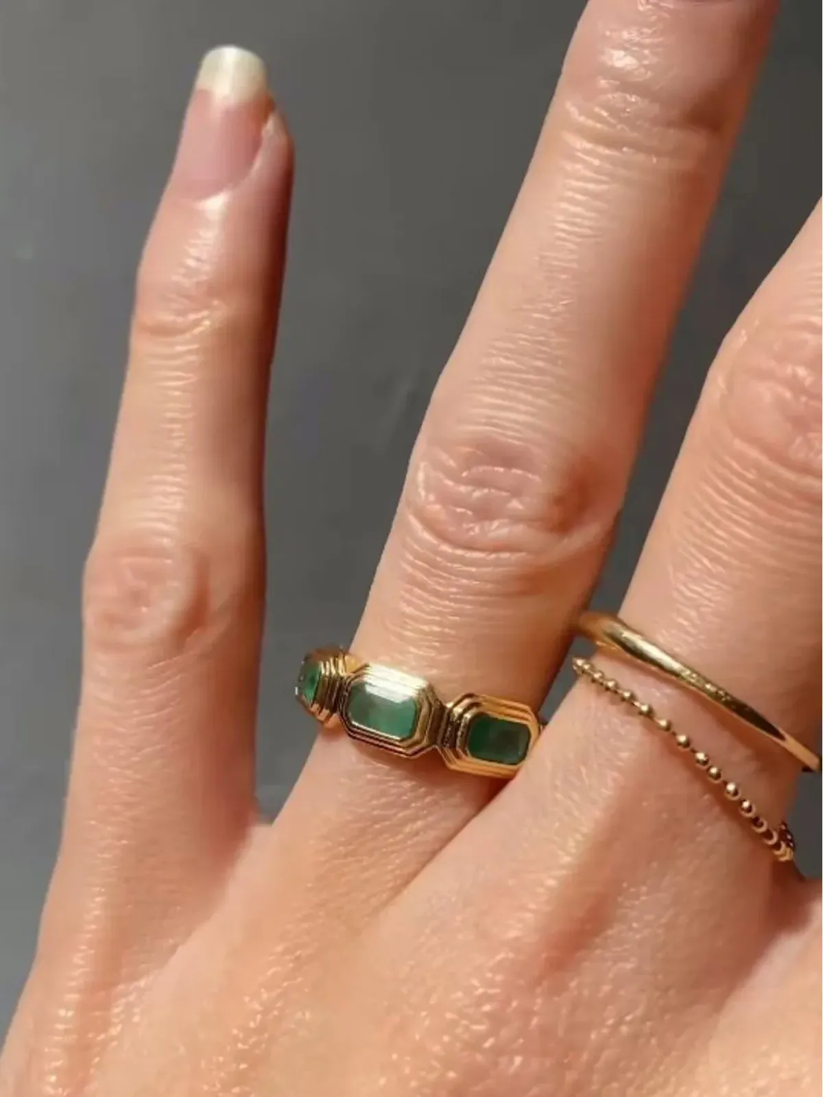 YI Collection 18K イエローゴールド Baxter エメラルドリング - 画像3