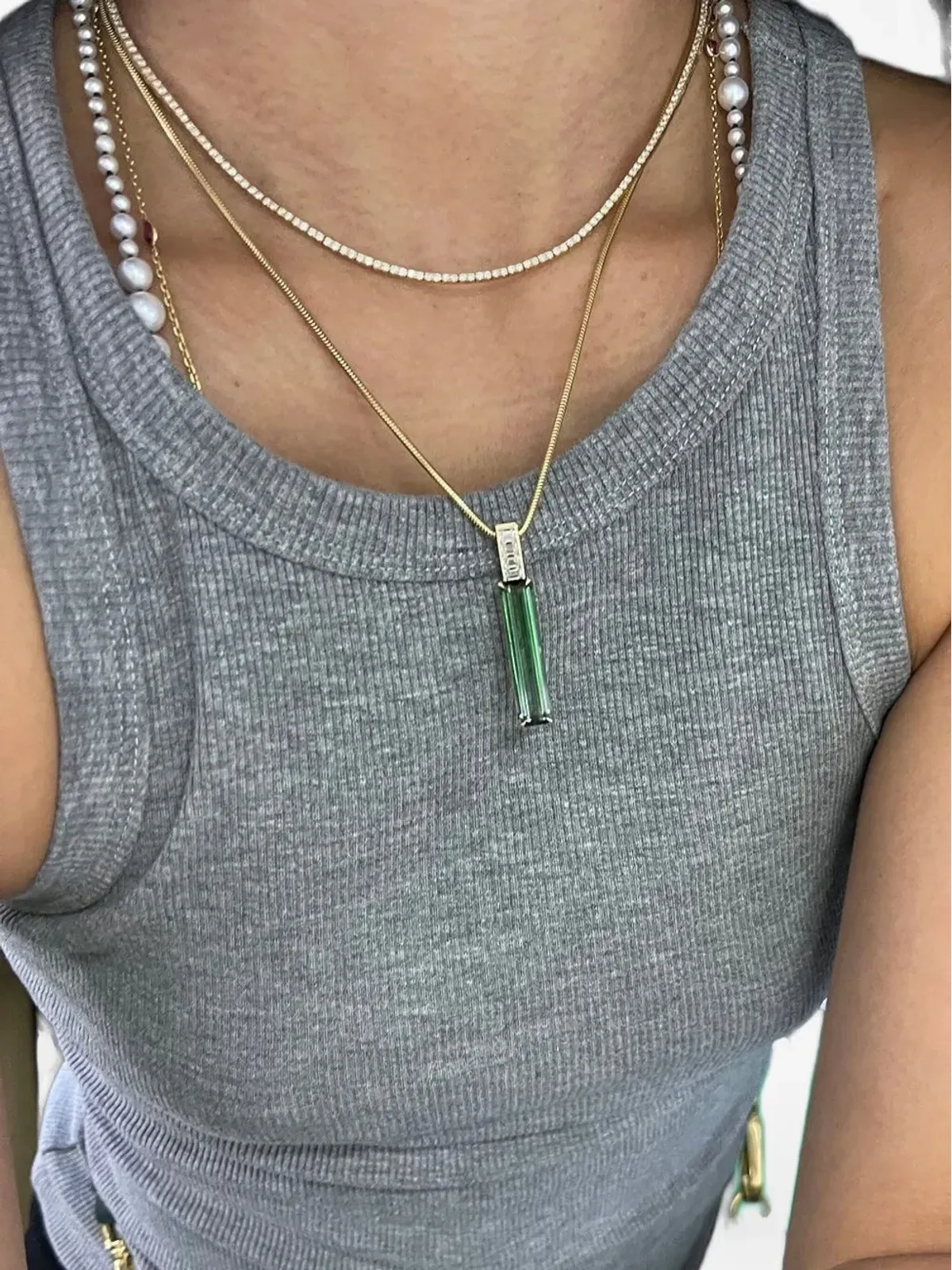 YI Collection 18K イエローゴールド ジャンボデコ ダイヤモンドとトルマリン ネックレス - 画像2