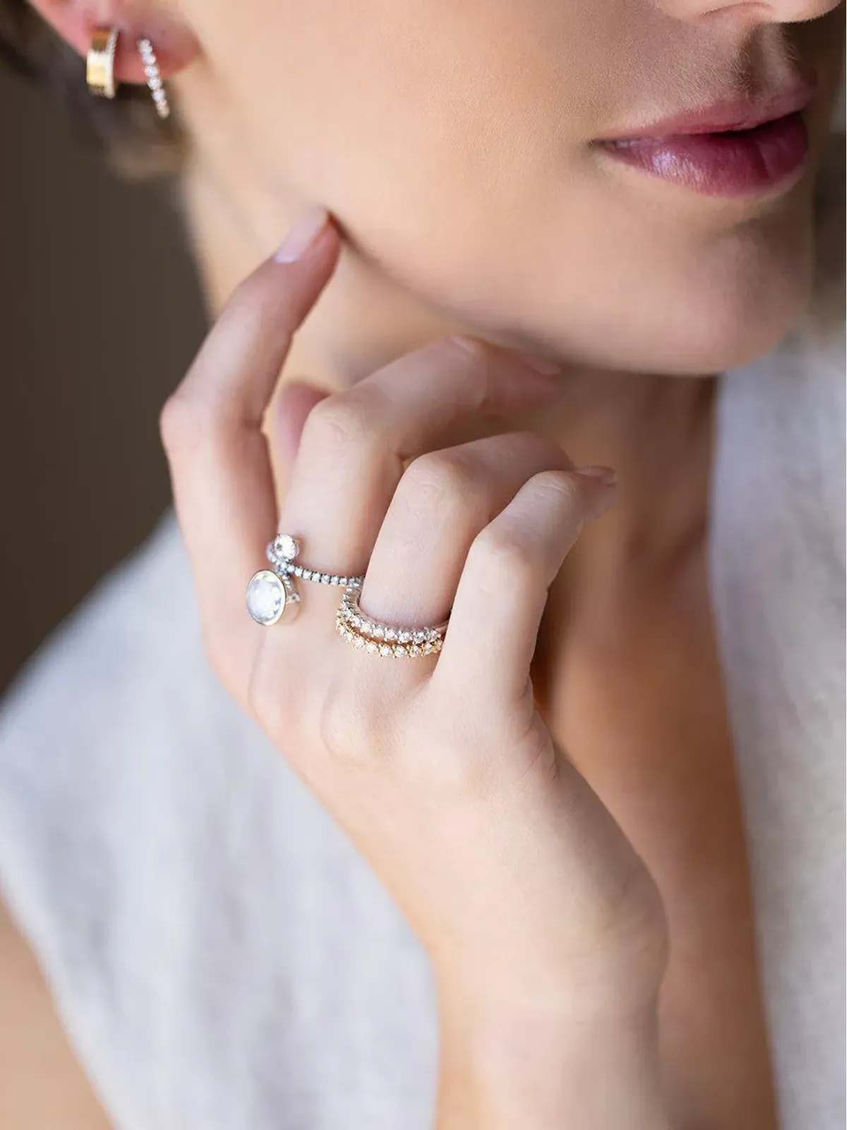 Dana Rebecca Designs ヴィヴィアン・リリー ダイヤモンドリング 14K イエローゴールド - 画像2