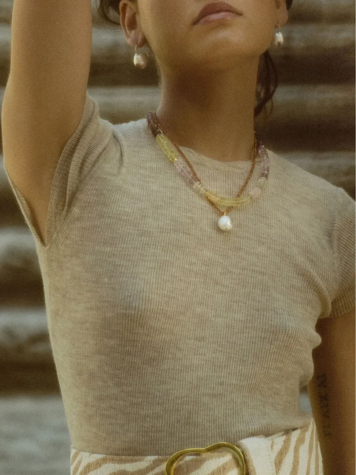 Lizzie Fortunato パブロ パールドロップピアス - 画像2