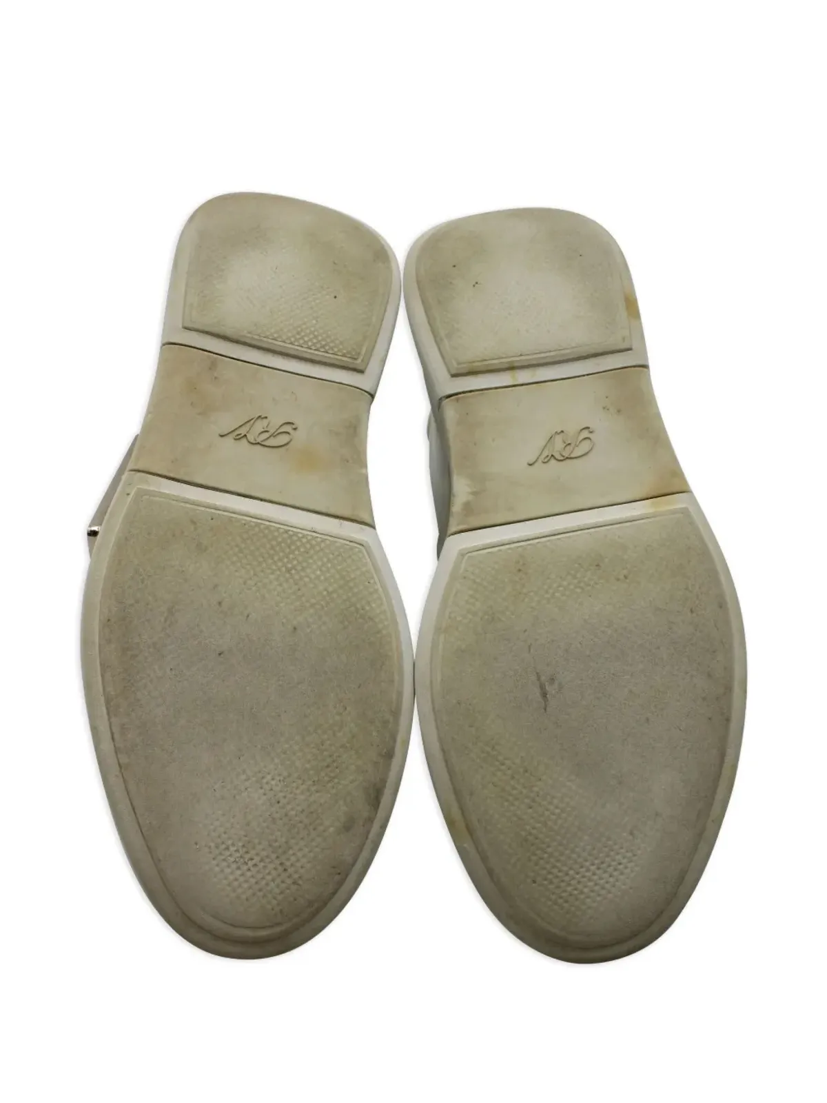 Roger Vivier Vintage Viv Skate メタルバックルスニーカー（ニュートラルカラー） - 画像5