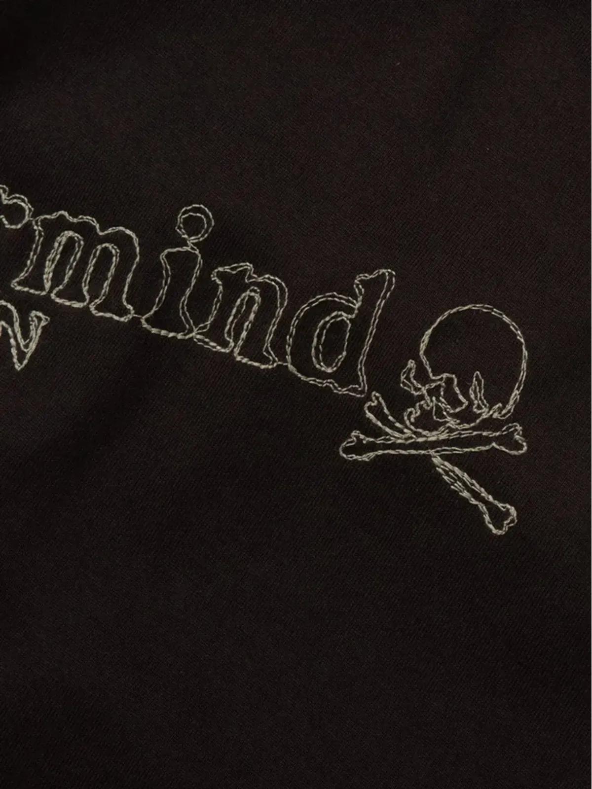 Mastermind Japan 刺繍入りTシャツ - ブラウン - 画像3