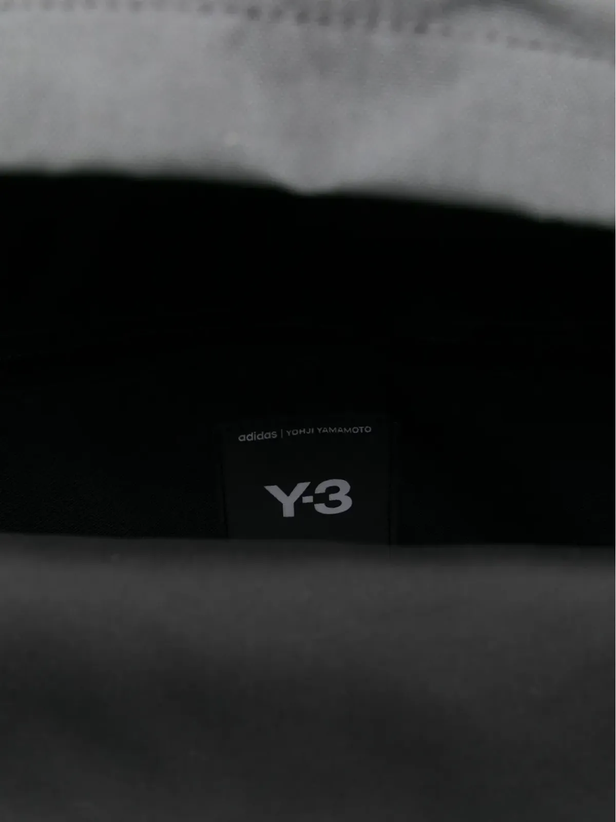 Y-3 ロゴポケット付きバックパック - 画像4