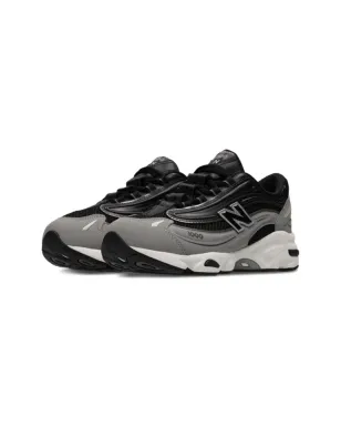 New Balance Kids 1000 レースアップ メタリックエフェクト スニーカー - サムネイル1