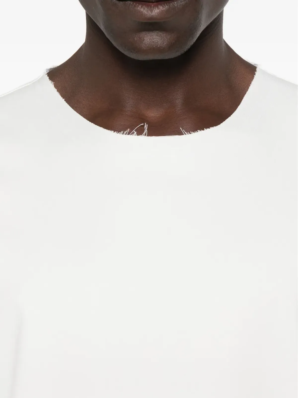 HAMZA Thom ローエッジ Vネック Tシャツ - ホワイト - 画像4