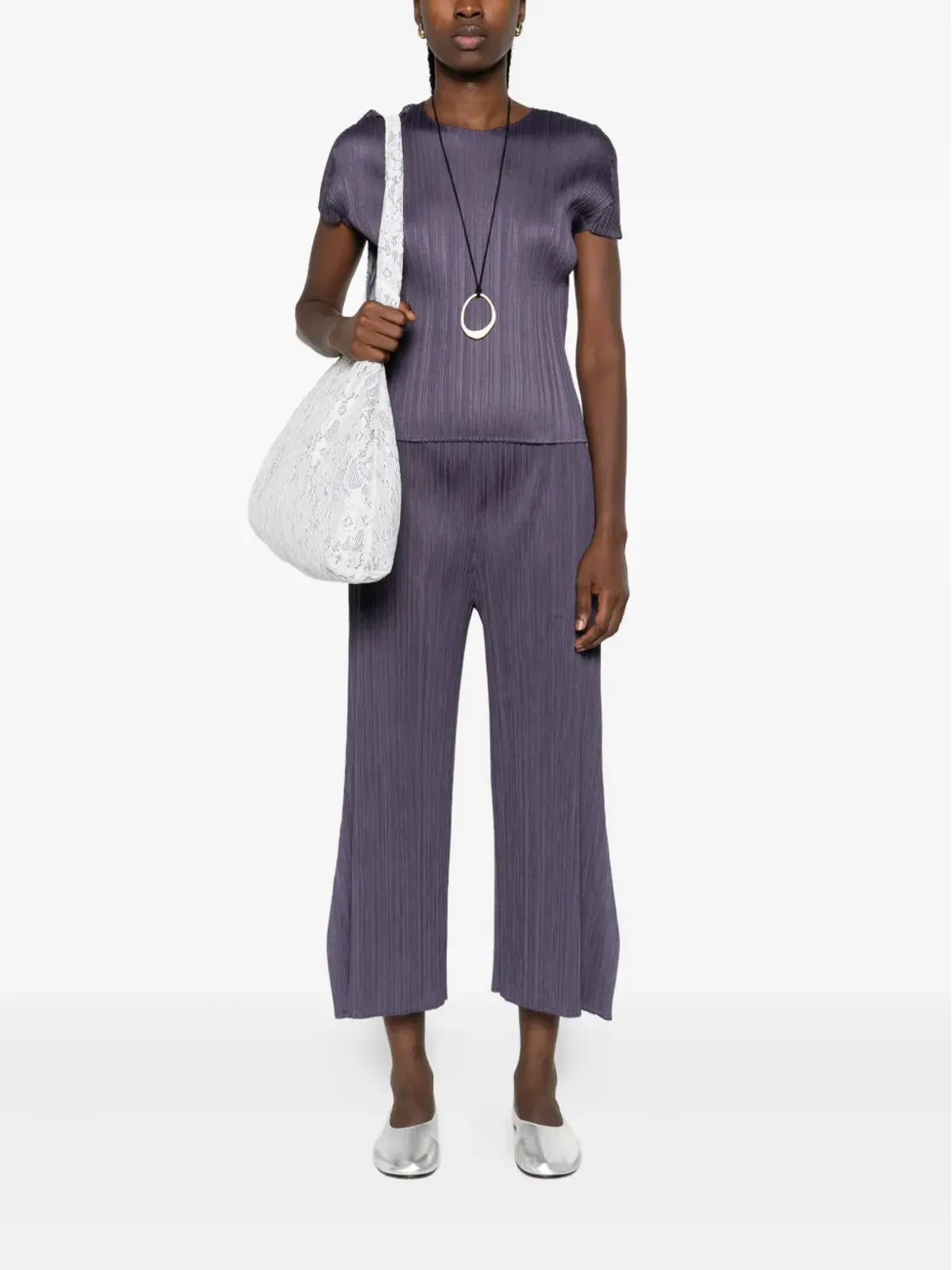 Pleats Please Issey Miyake プリーツ入り半袖トップ - 画像2