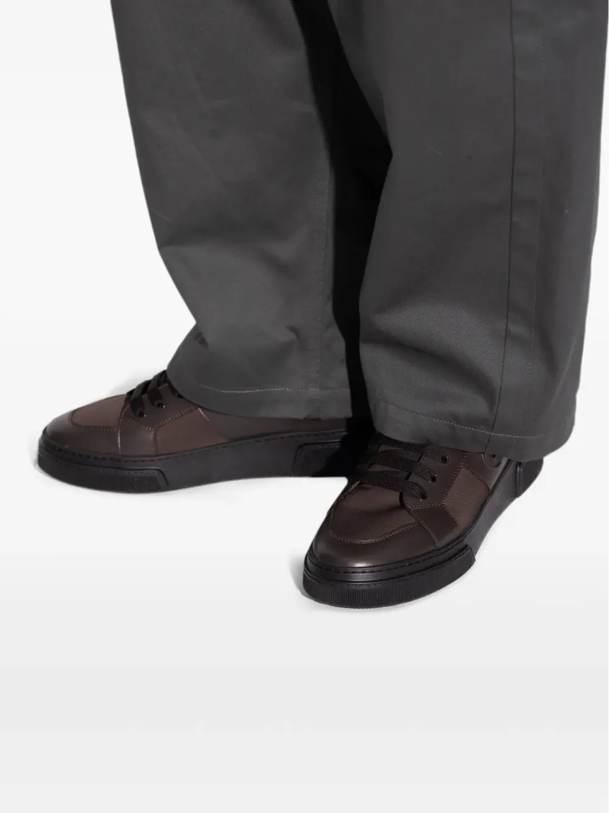 Giorgio Armani ロゴ入り レザー スニーカー - 画像3