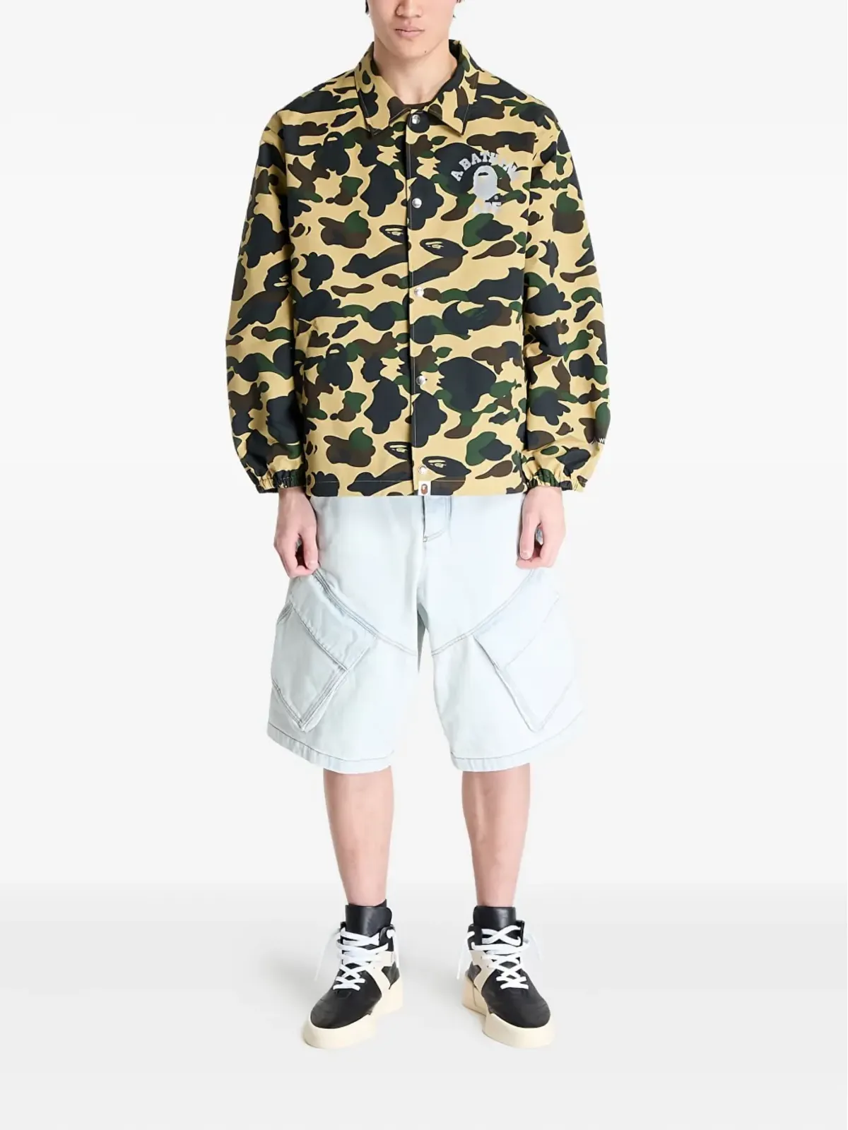 A BATHING APE® ロゴプリント カモフラージュ柄ジャケット - 画像2
