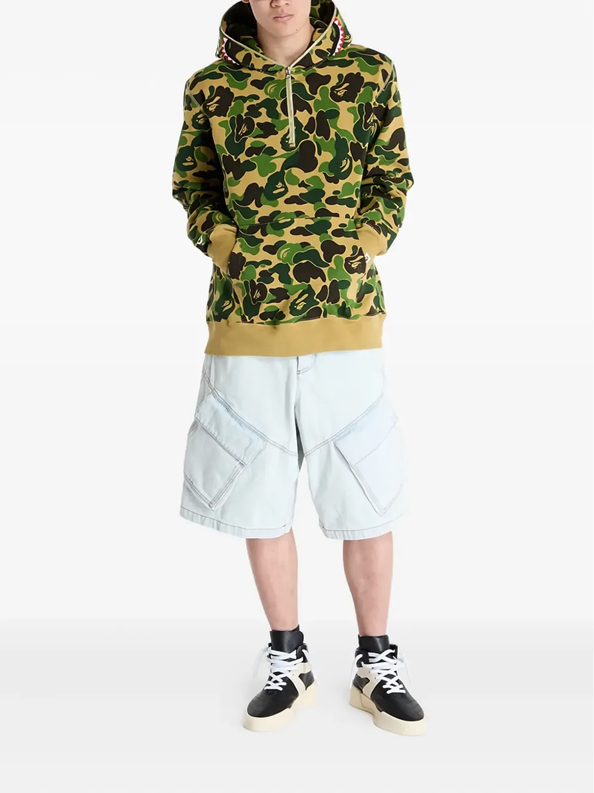 A BATHING APE® シャーク柄 イエローのハーフジップ プルオーバー - 画像2