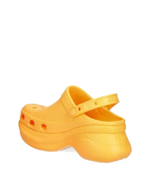 Crocs パンチ穴デザインのプラットフォームスライド（オレンジ） - サムネイル3