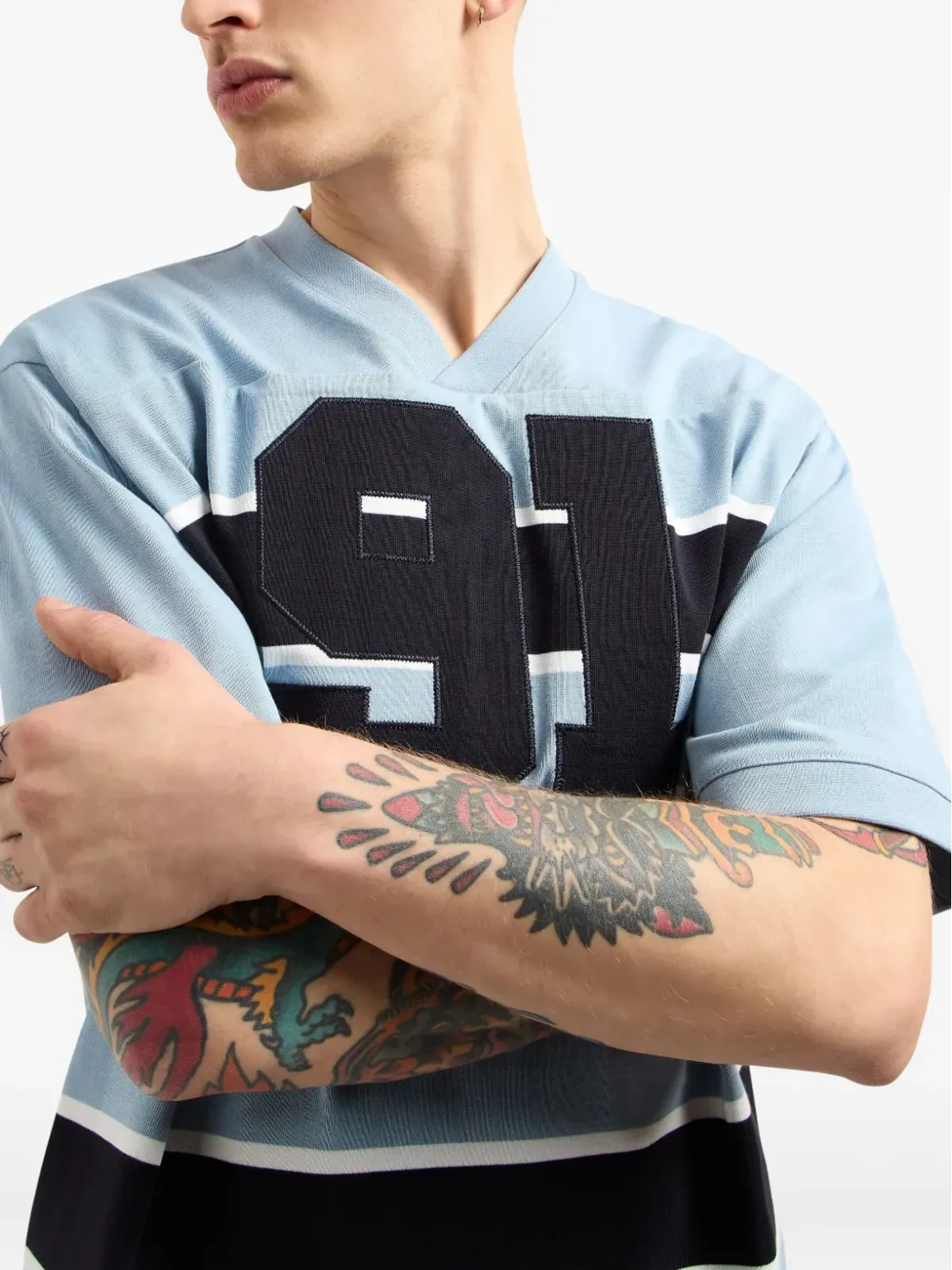Armani Exchange ストライプ Vネック Tシャツ - 画像5