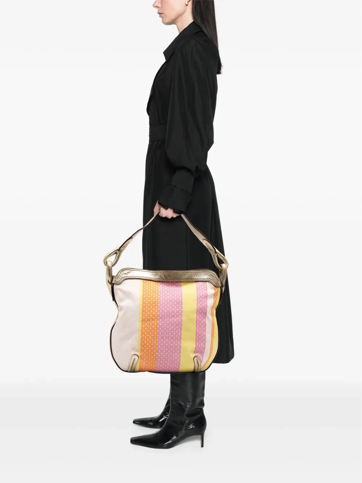 Loewe Pre-Owned アナグラム キャンバス ニュー・ロード ショルダーバッグ - 画像2