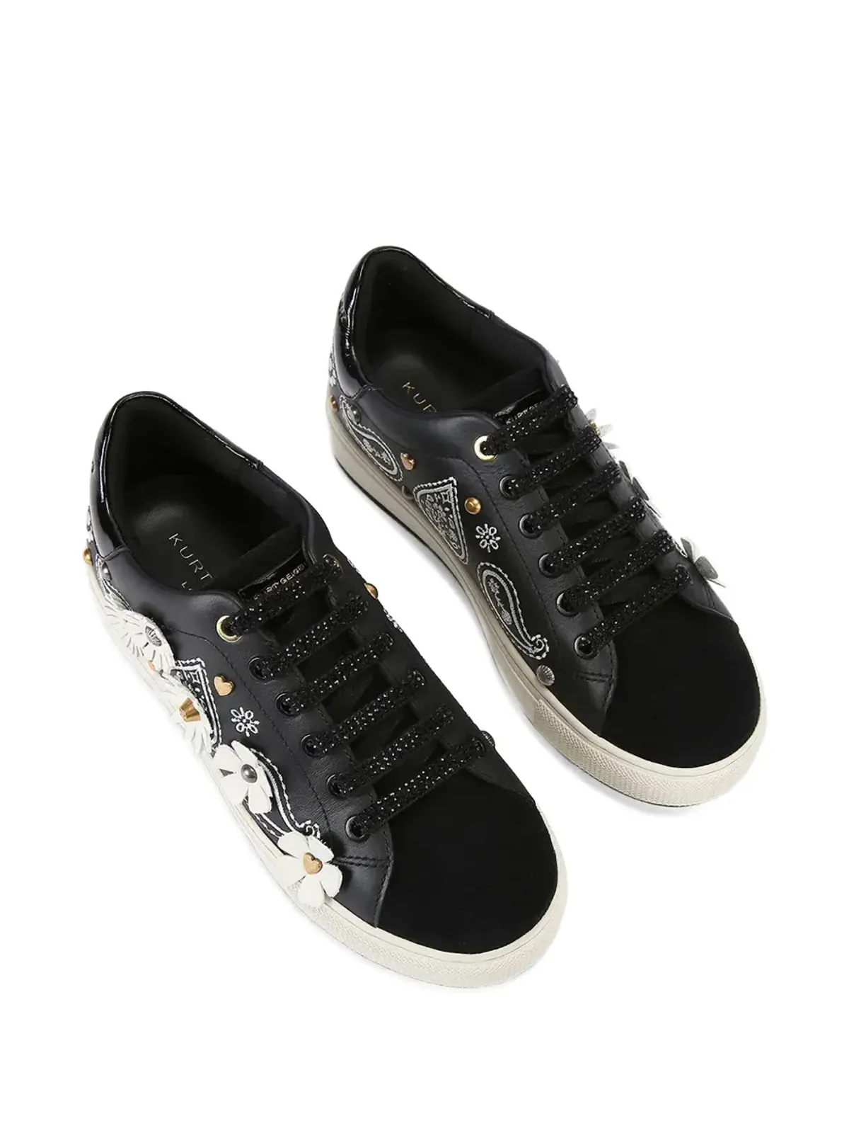Kurt Geiger London 花柄アップリケ付きスタッズスニーカー（ブラック） - 画像2