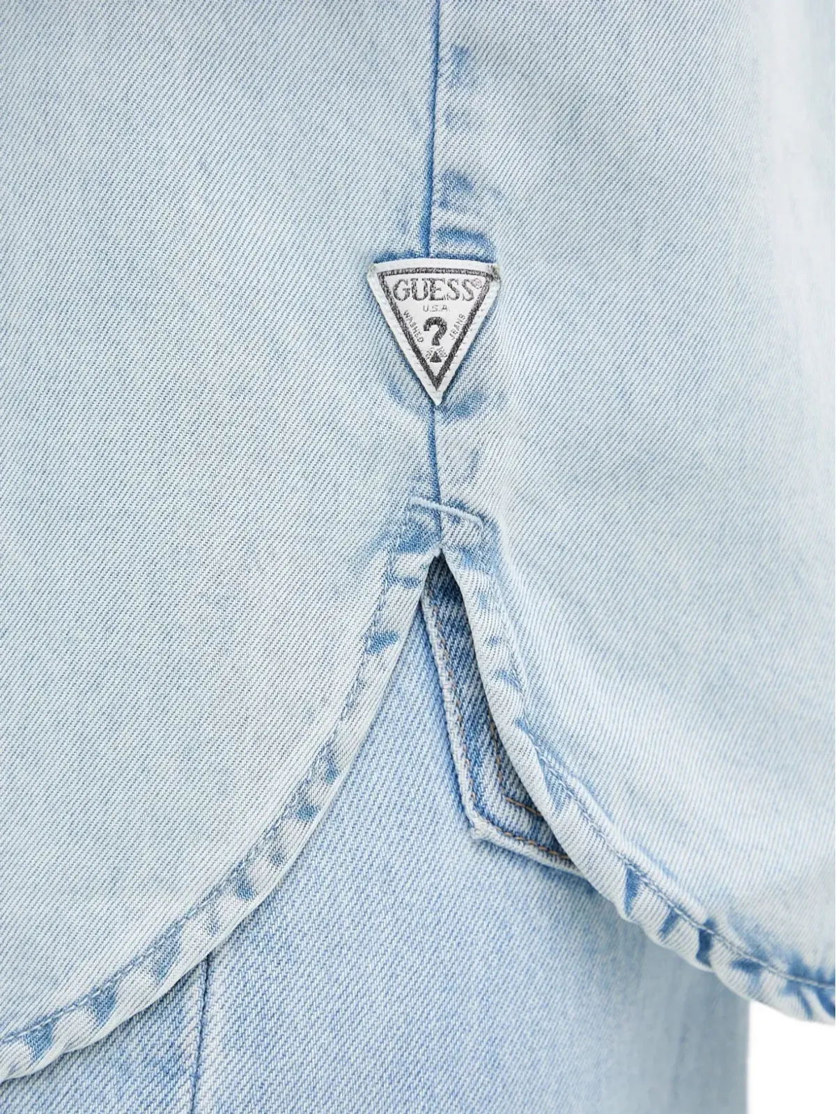 GUESS USA ポケットボタン付きトップス - Blue - 画像5
