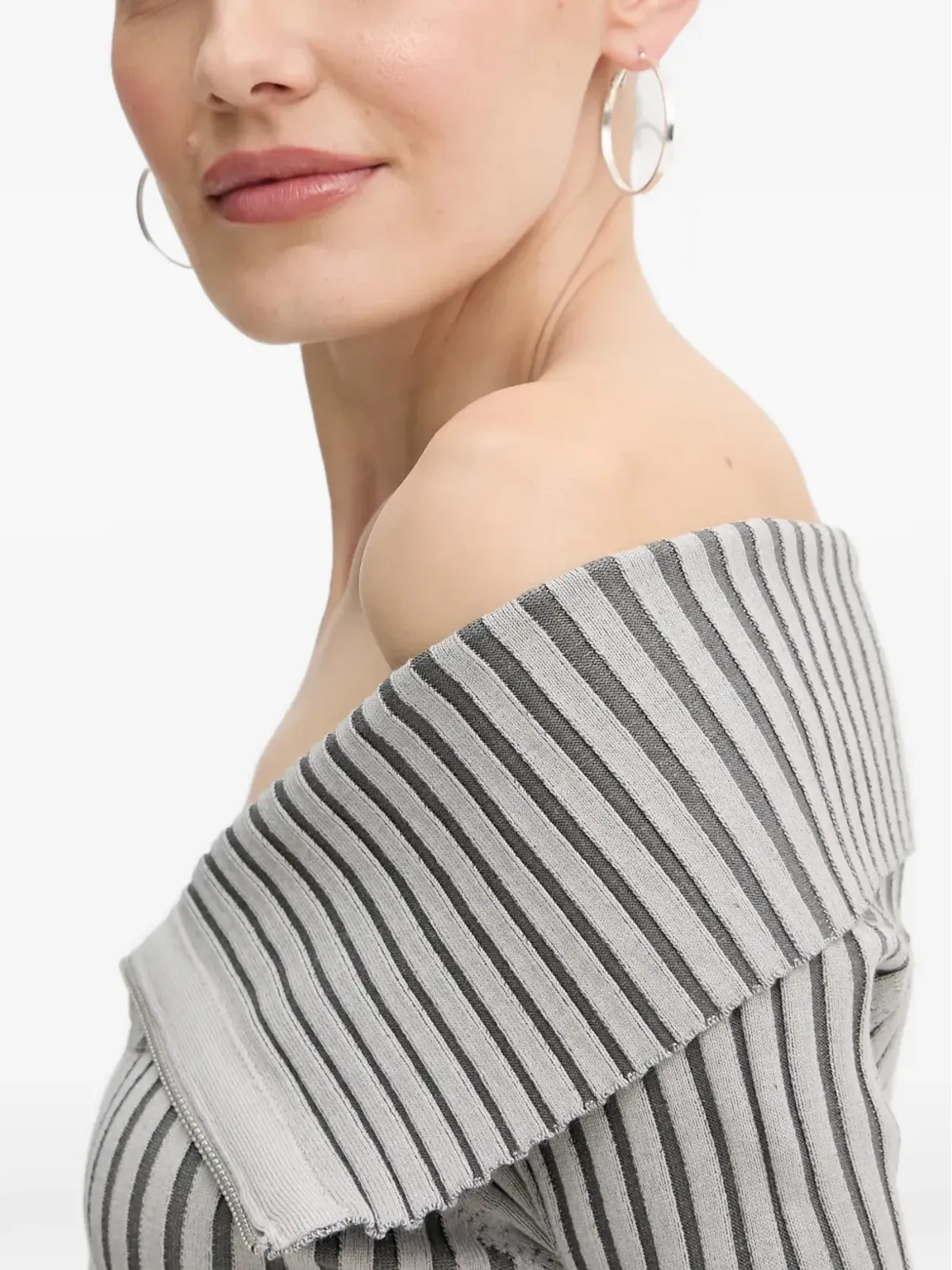 GUESS USA ストライプ柄ジップファスナー付きミニドレス グレー - 画像5
