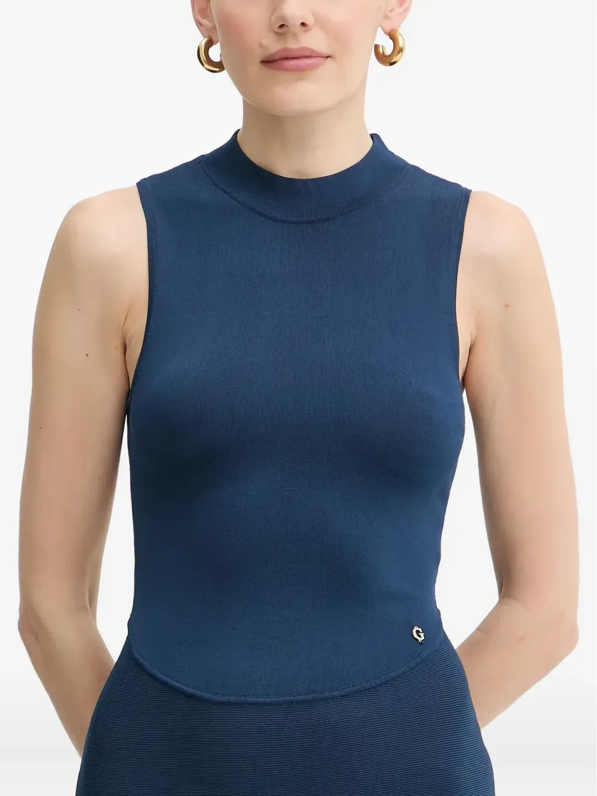GUESS USA モックネック・フレア・ミディドレス - 画像5
