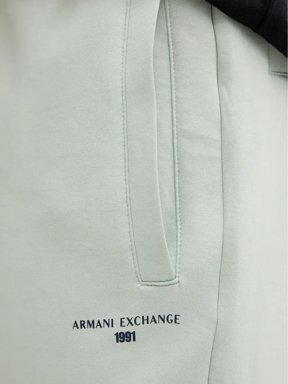 Armani Exchange ロゴプリント スウェットパンツ グリーン - 画像4