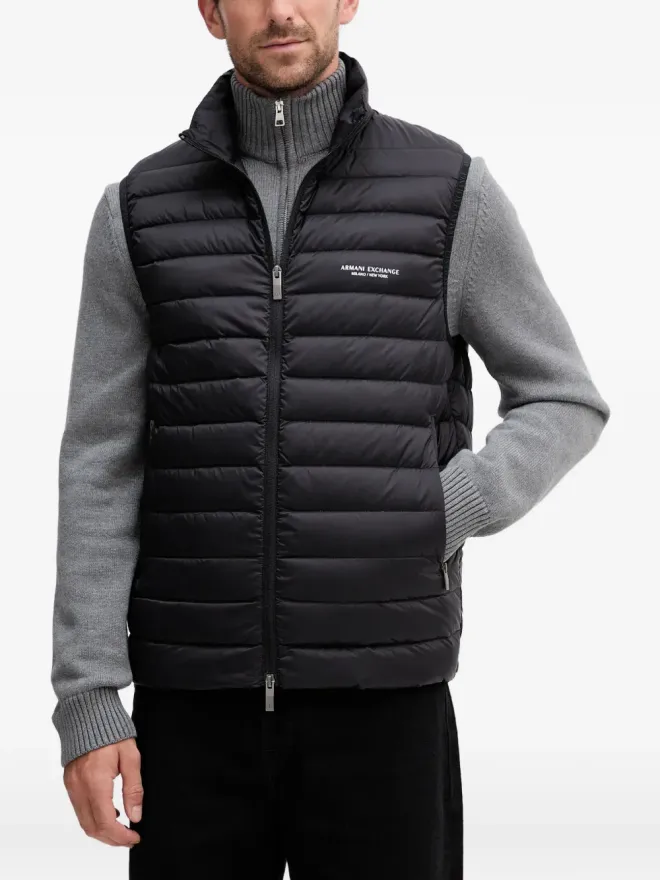 Armani Exchange Armani Exchange ジップファスナー付きキルティングジレの商品画像