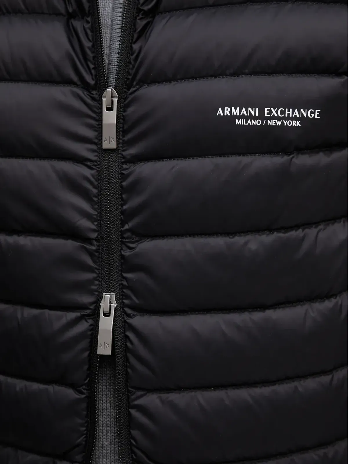 Armani Exchange ジップファスナー付きキルティングジレ - 画像5