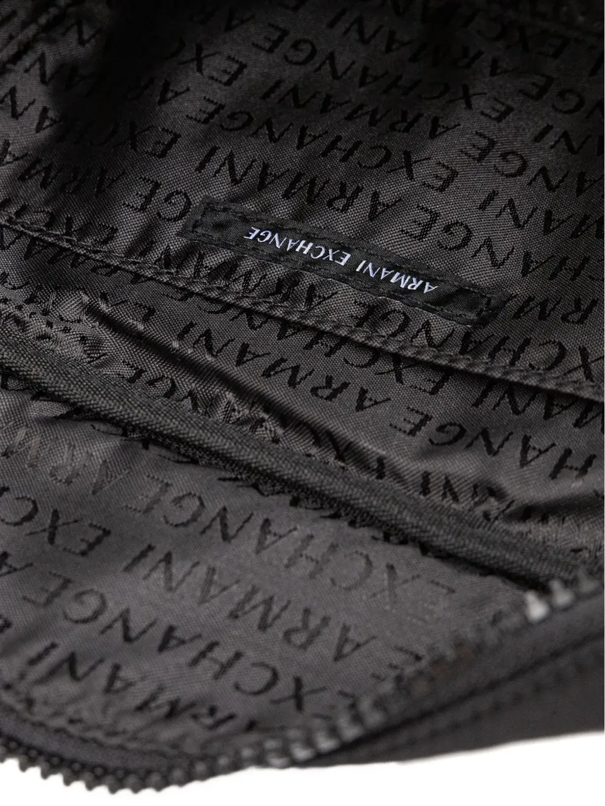 Armani Exchange ロゴディテール ベルトバッグ - 画像5