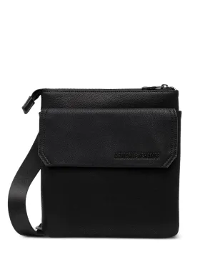 Armani Exchange ロゴディテール ポケット メッセンジャーバッグ ブラック - サムネイル1